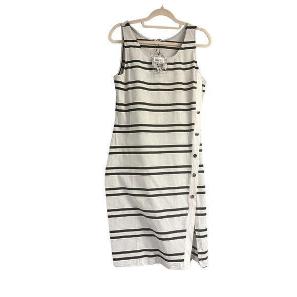 oxygen Dresses & Skirts - Summer  Ready stripe dress